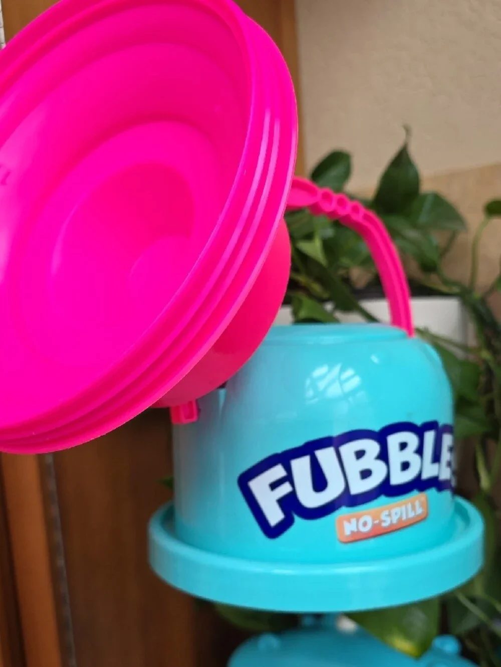 No-Spill Bubble Bucket - Pink & Turquoise